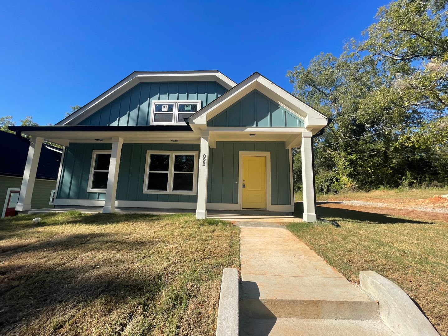 Athens House: 892 Waddell Street