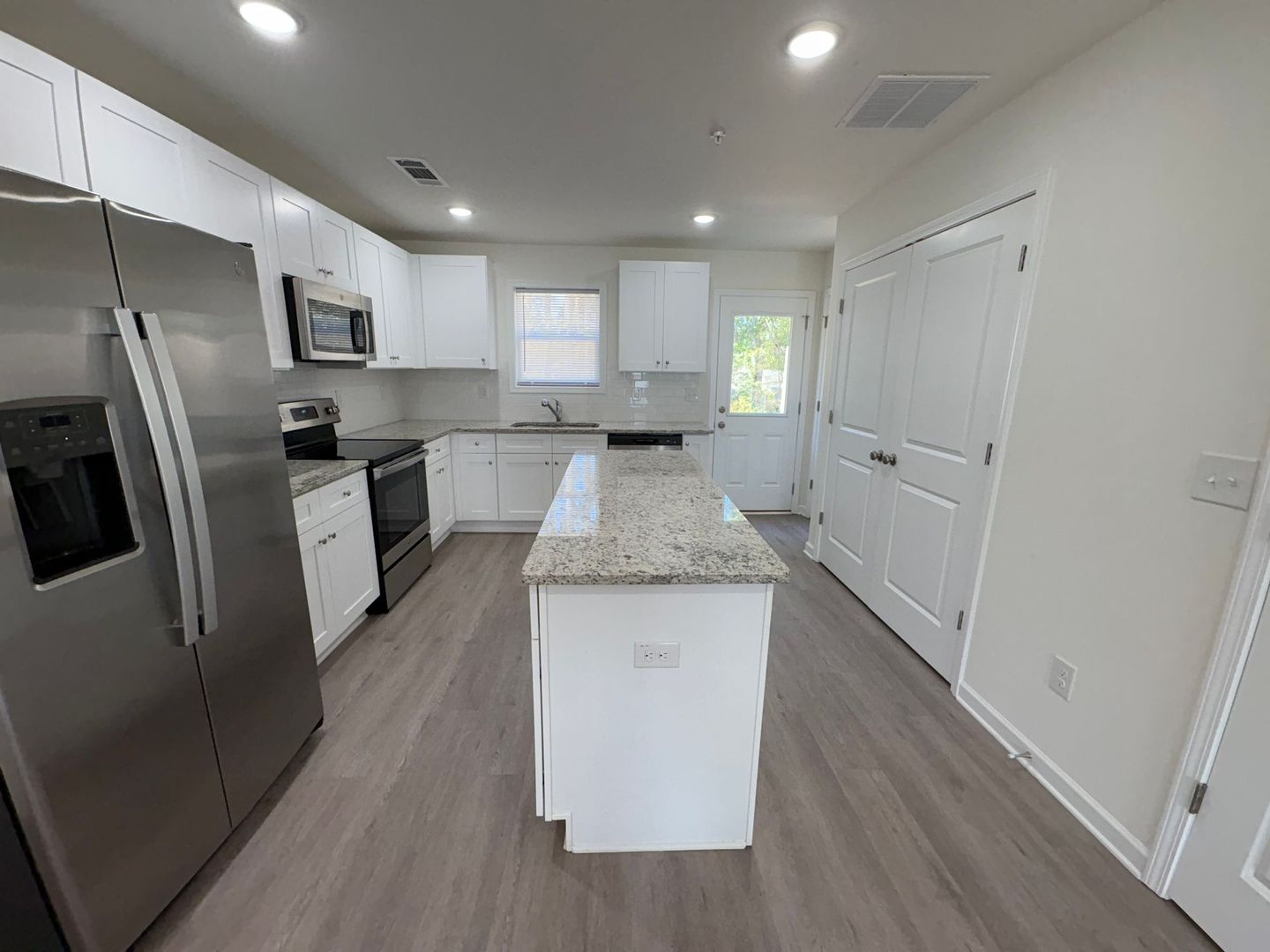 Statham Townhome: 1699 Atlanta Highway SE