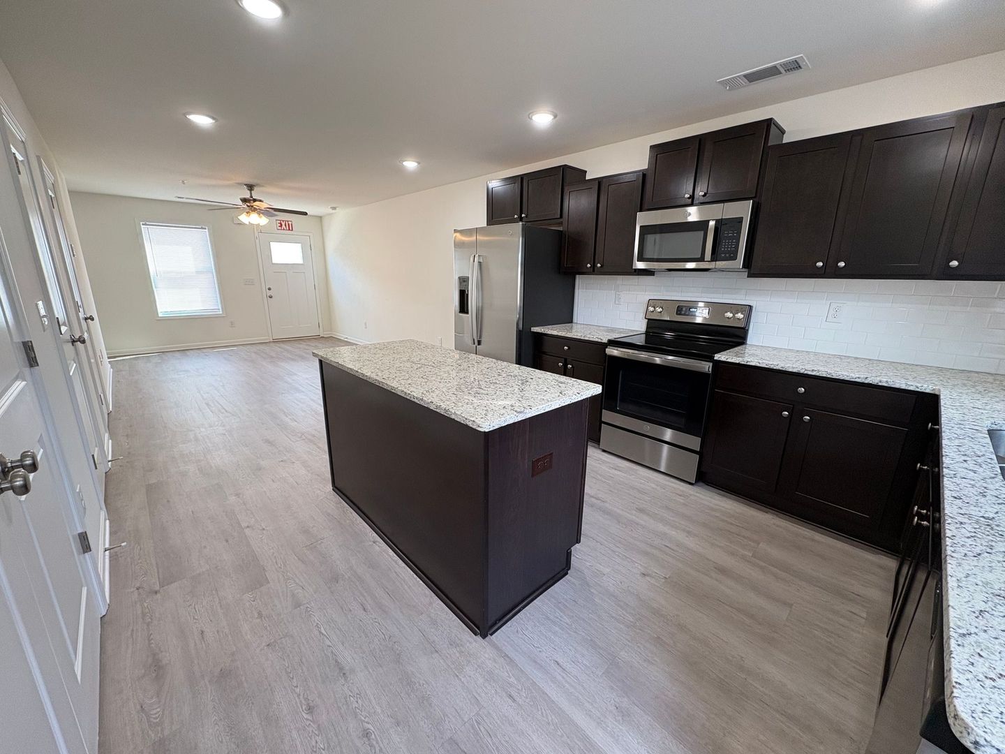 Statham Townhome: 1699 Atlanta Highway SE