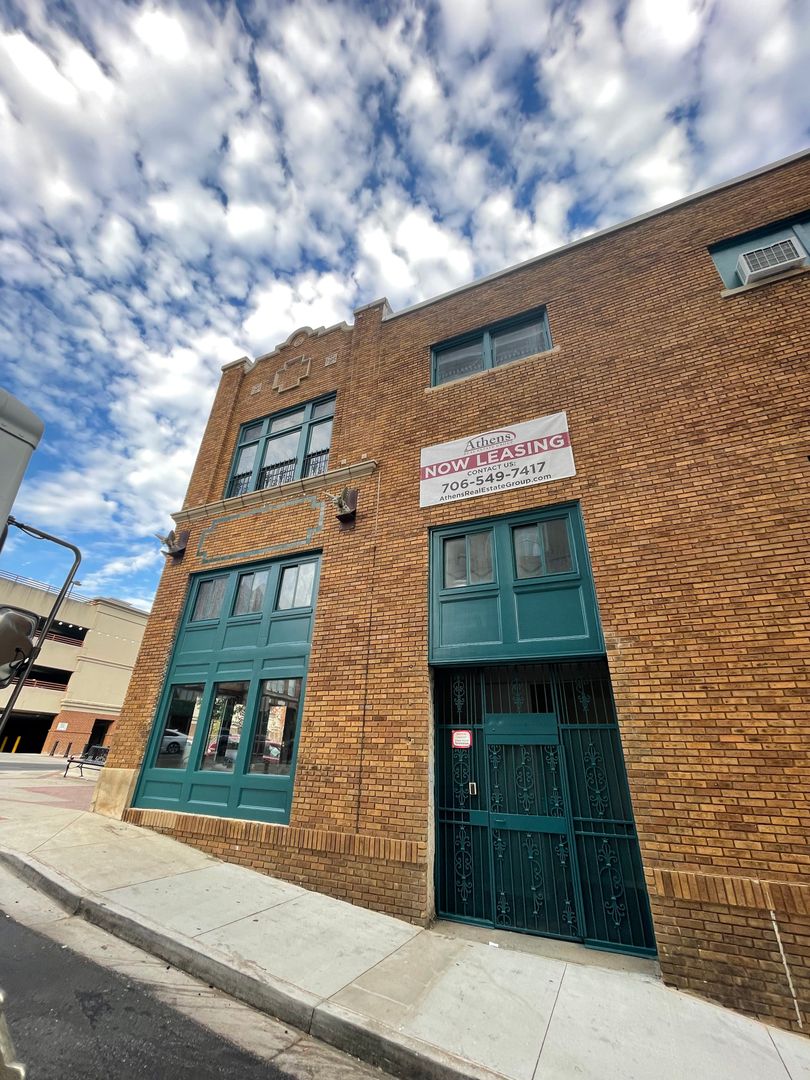 Athens Apartment: 400 E Clayton Street