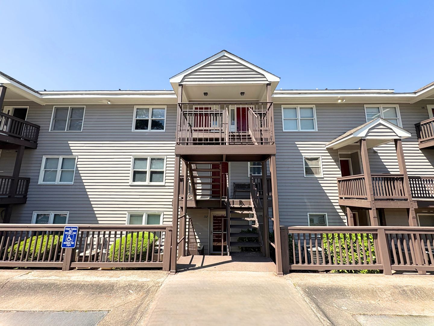 Athens House: 2505 West Broad Street