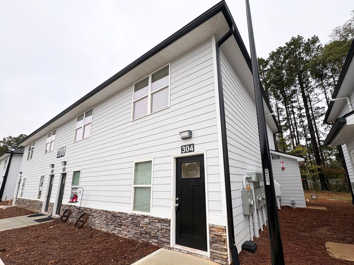 Statham Townhome: 1699 Atlanta Highway SE