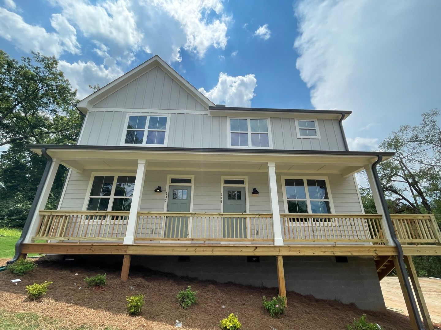 Athens House: 247 Madison Heights