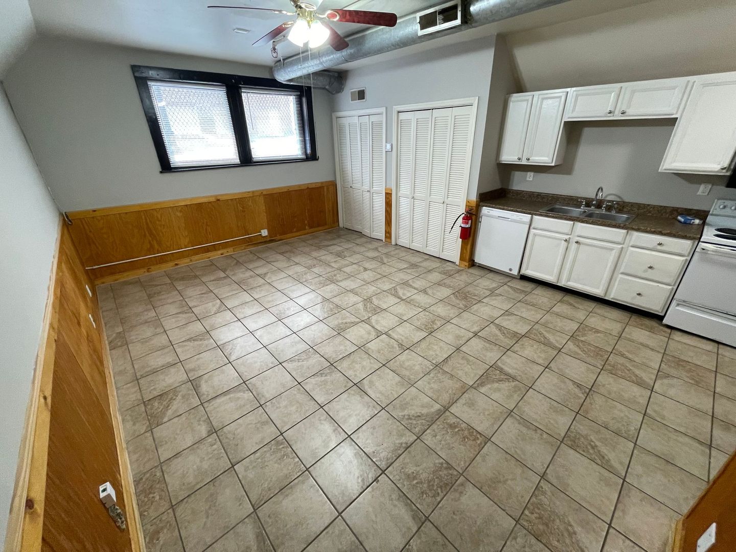 Athens Apartment: 400 E Clayton Street