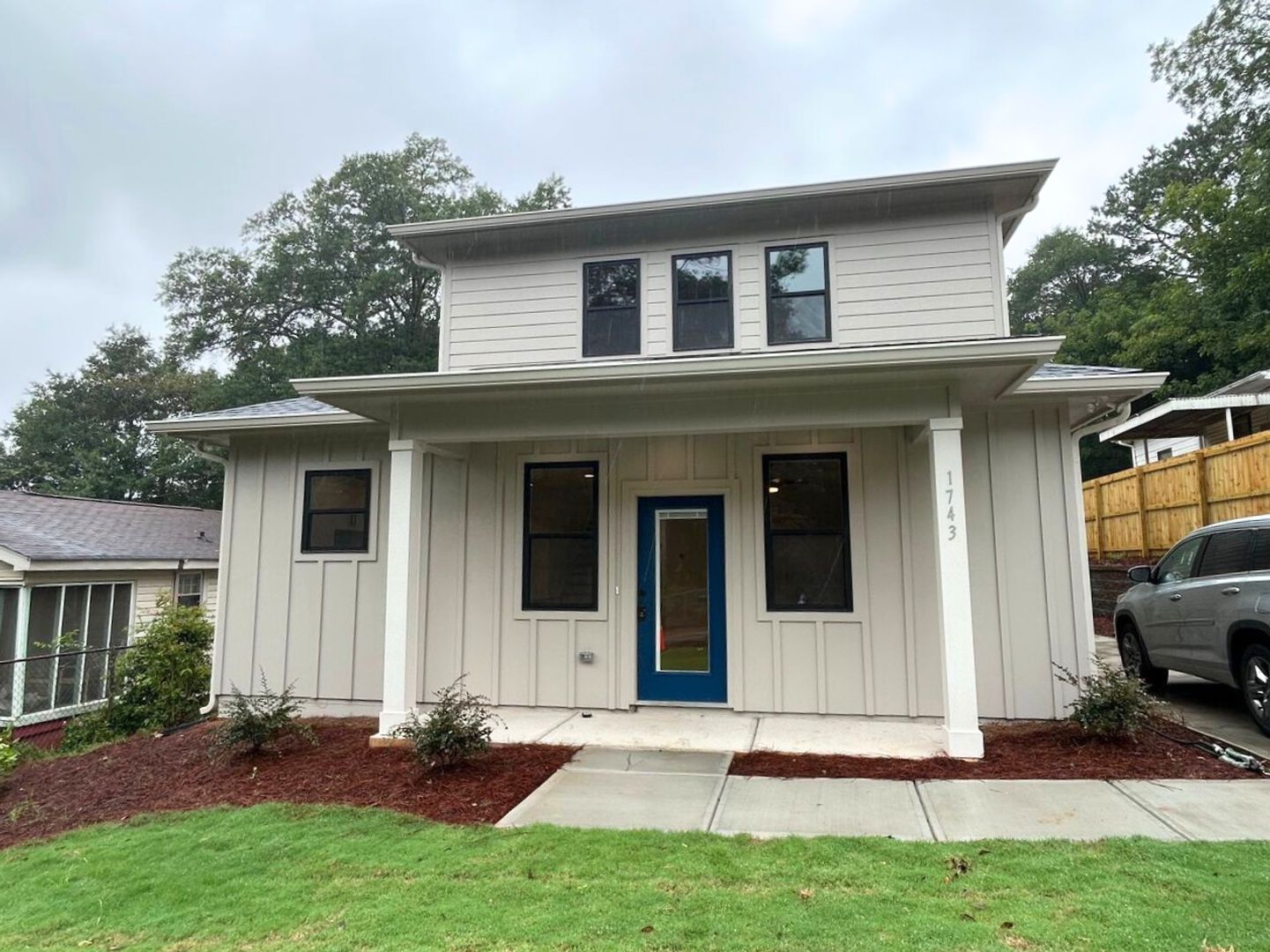 Athens House: 1743 W Hancock Avenue