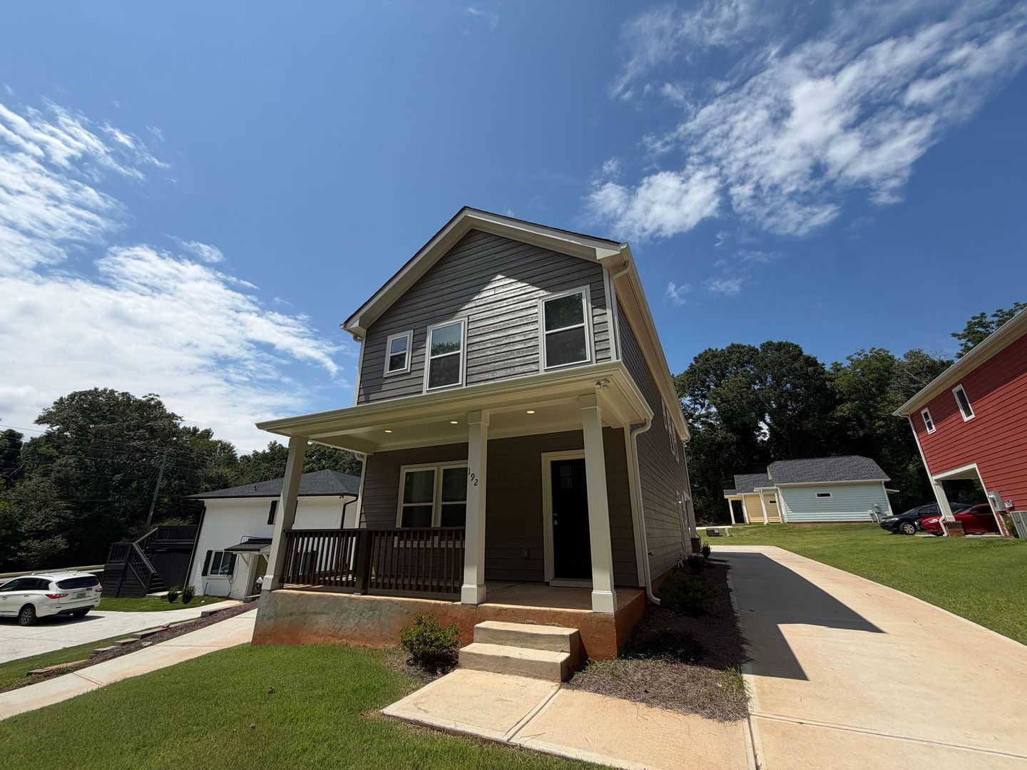 Athens House: 192 Johnson Drive Extension