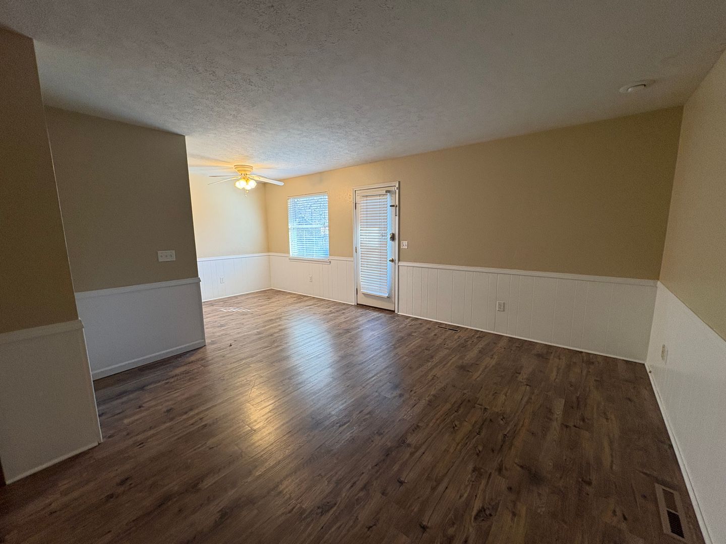 522 E Ottowa Court, Springfield, MO 65807 - Photo 2