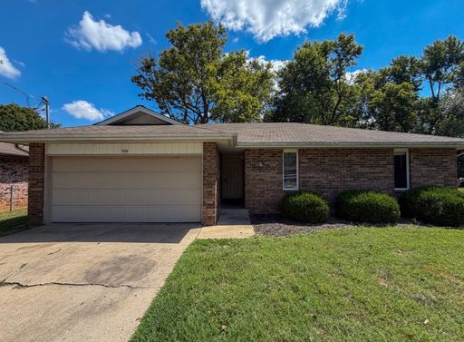 522 E Washita – photo 1