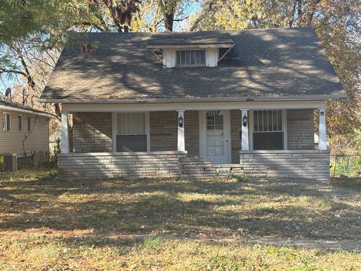 2307 N Franklin, Springfield, MO 65803
