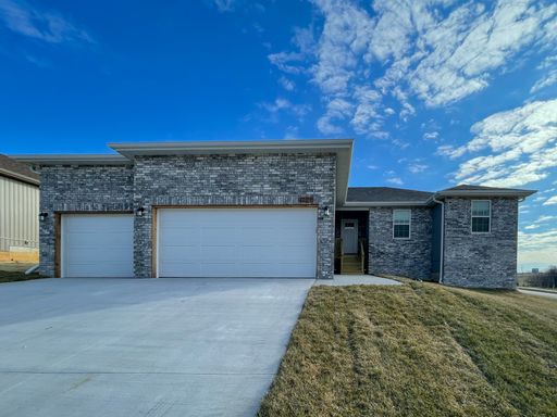 2100 N 21st St – photo 1