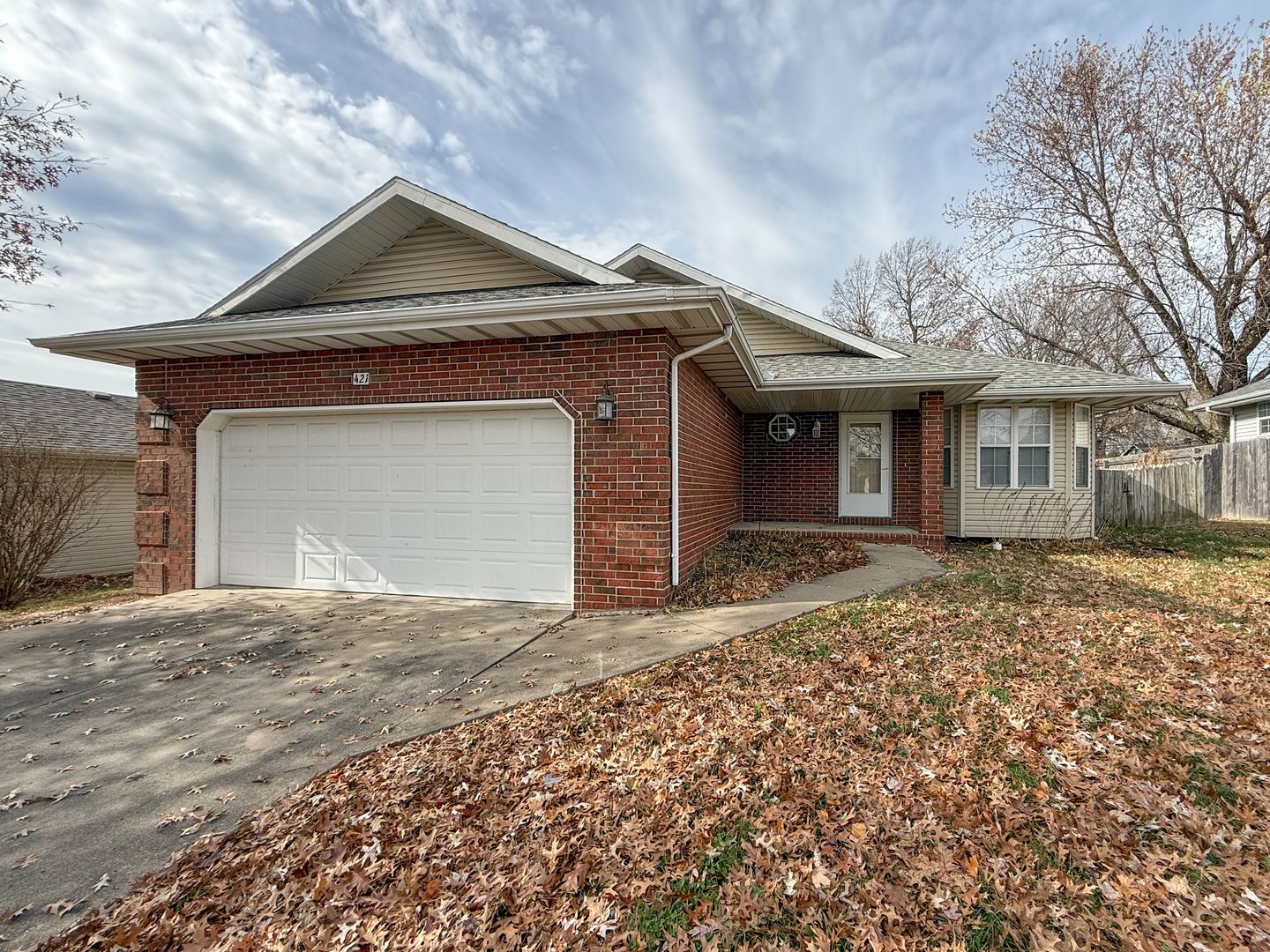 421 S Devonshire St, Nixa, MO 65714