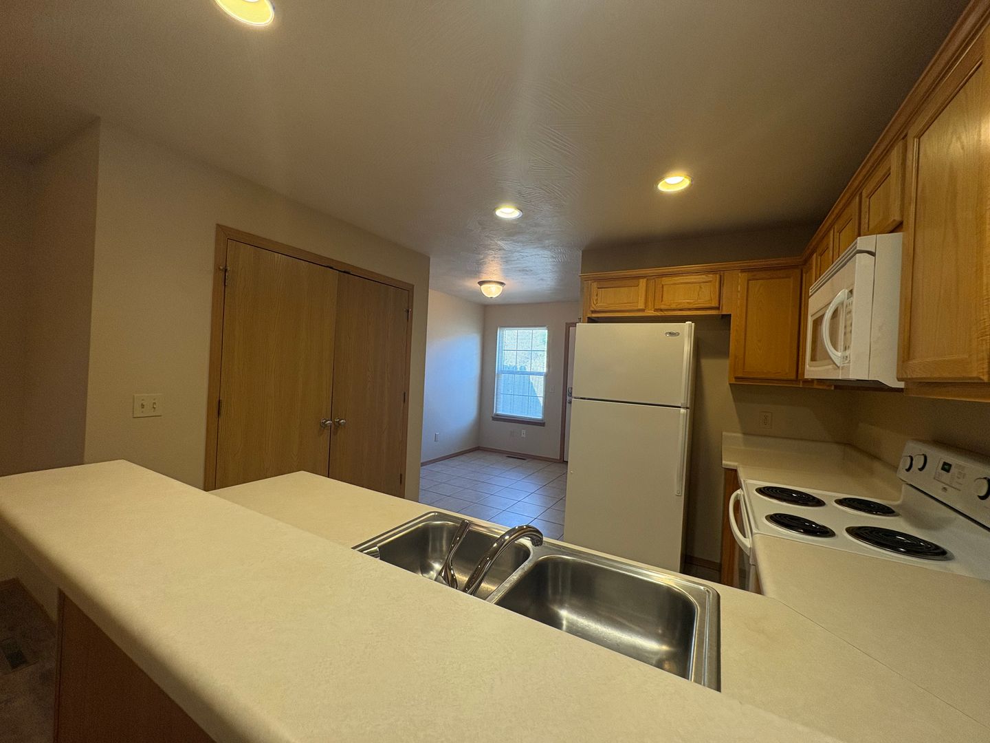 1910 S Farm Road 123, Springfield, MO 65807 - Photo 3