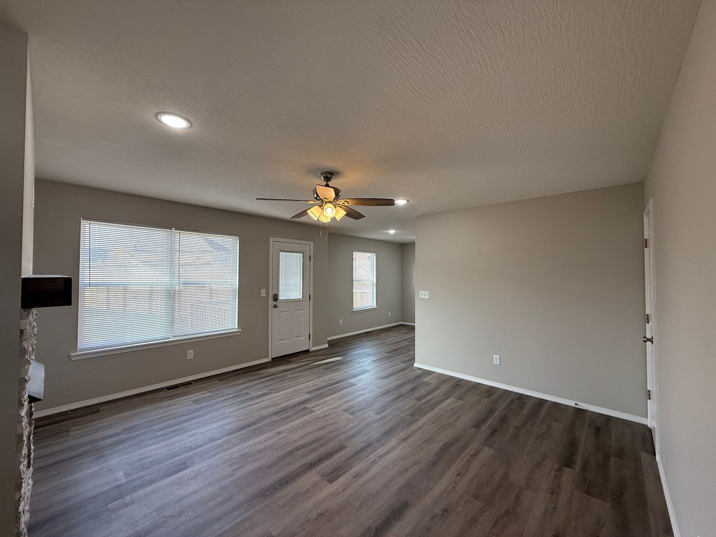 822 E Watermill Cir, Ozark, MO 65721 - Photo 2