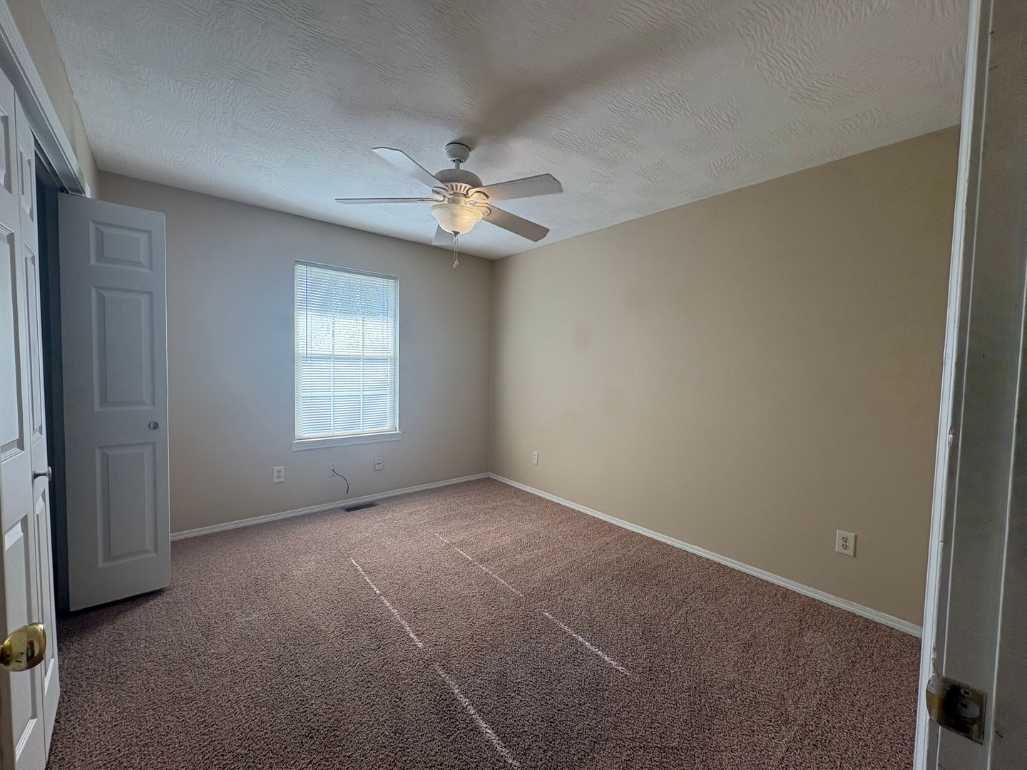 421 S Devonshire St, Nixa, MO 65714 - Photo 8