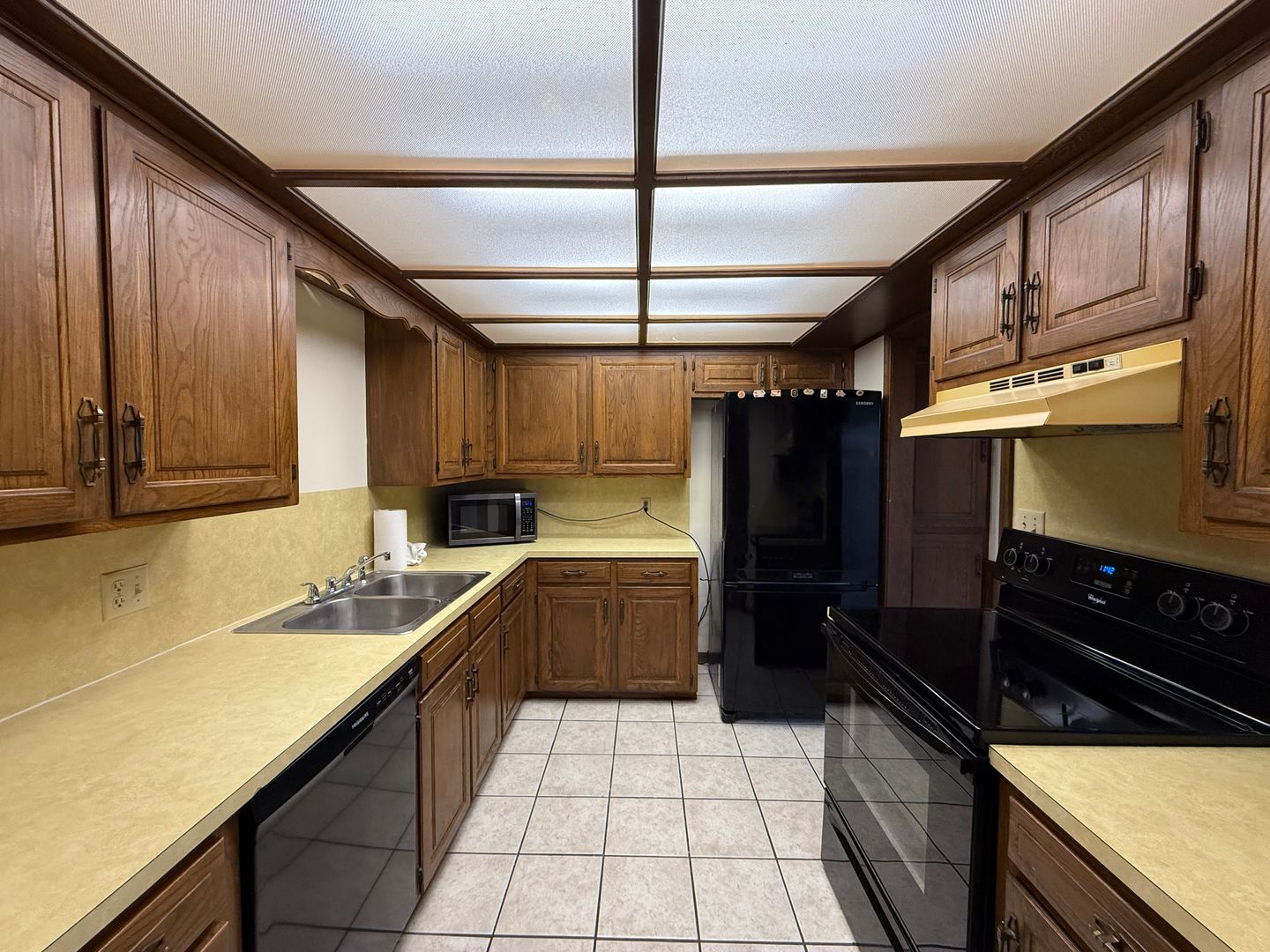 1701 E Lark St, Springfield, MO 65804 - Photo 4