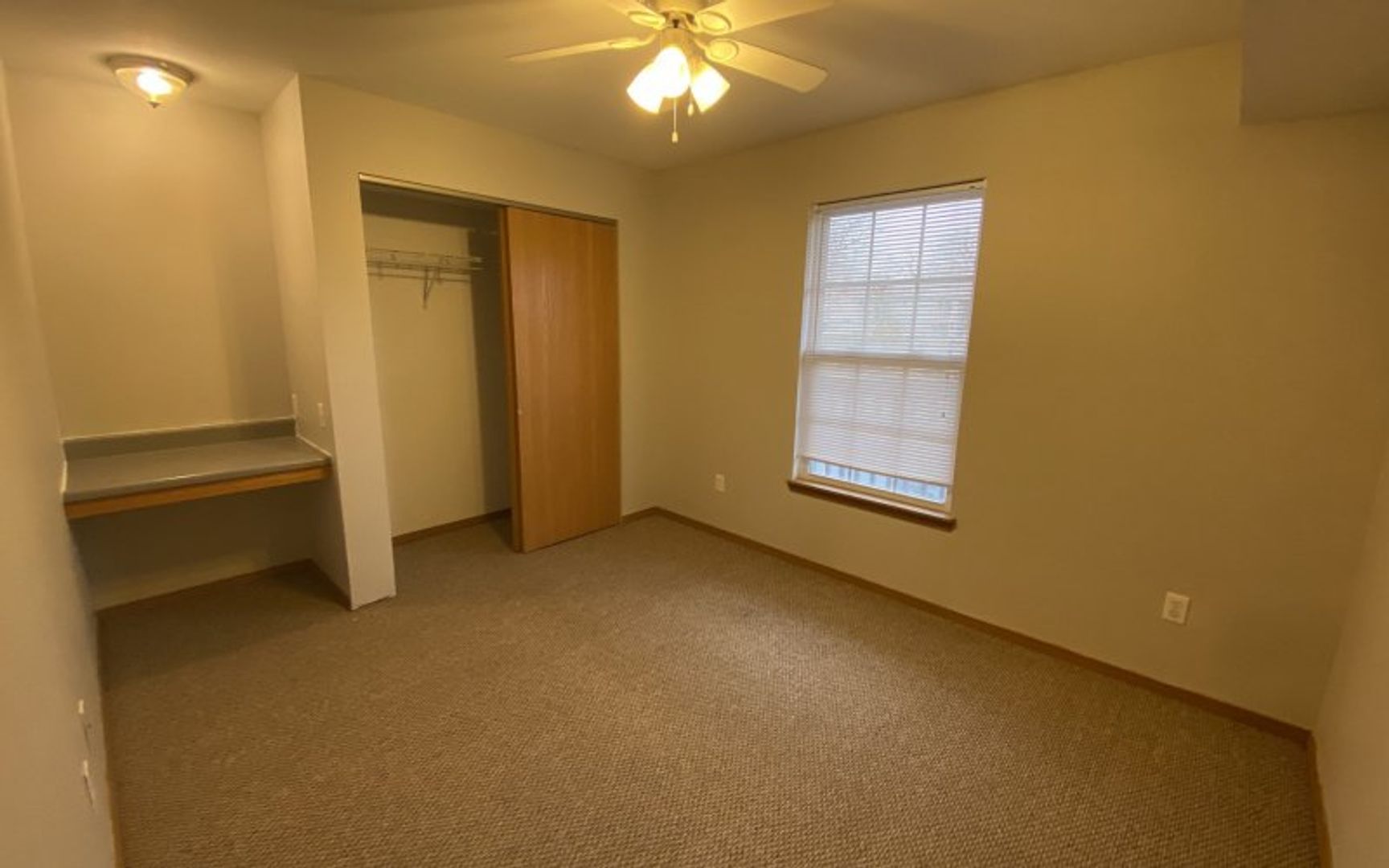 ALL UTILITIES INCLUDED - Photo 7