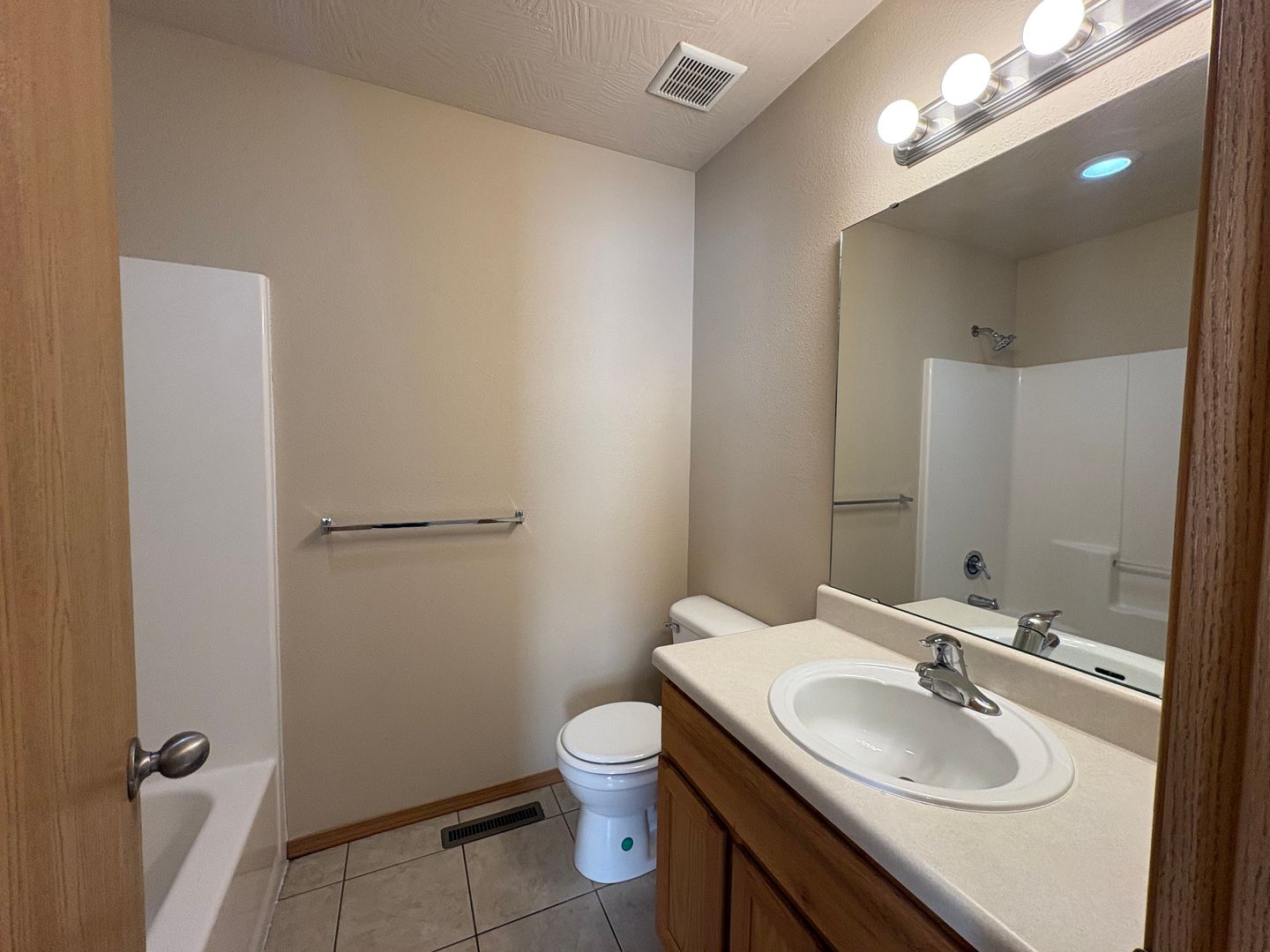 1910 S Farm Road 123, Springfield, MO 65807 - Photo 9