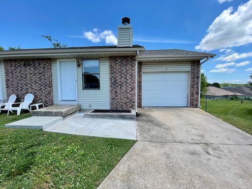 3364B S Moreland Ct, Springfield, MO 65807