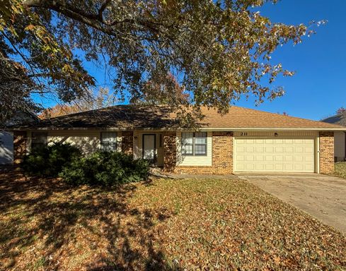 211 Northview, Nixa, MO 65714