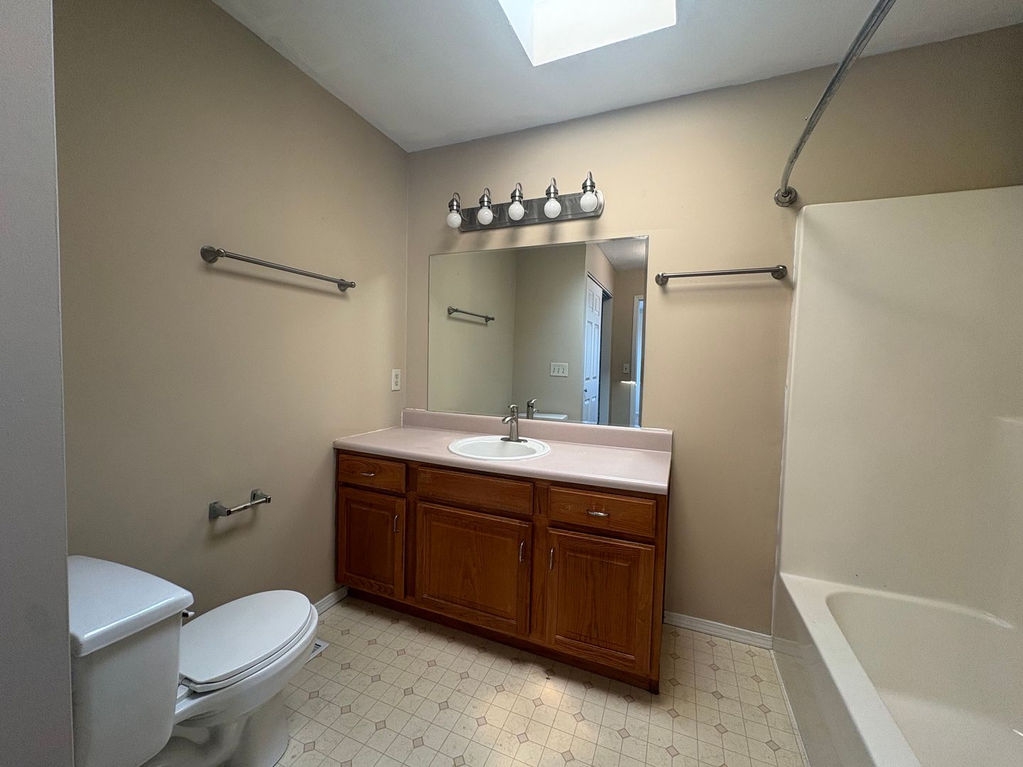421 S Devonshire St, Nixa, MO 65714 - Photo 6