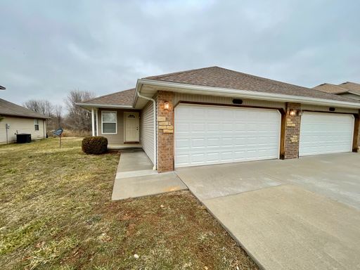 3137 W Golden Valley, Springfield, MO 65807
