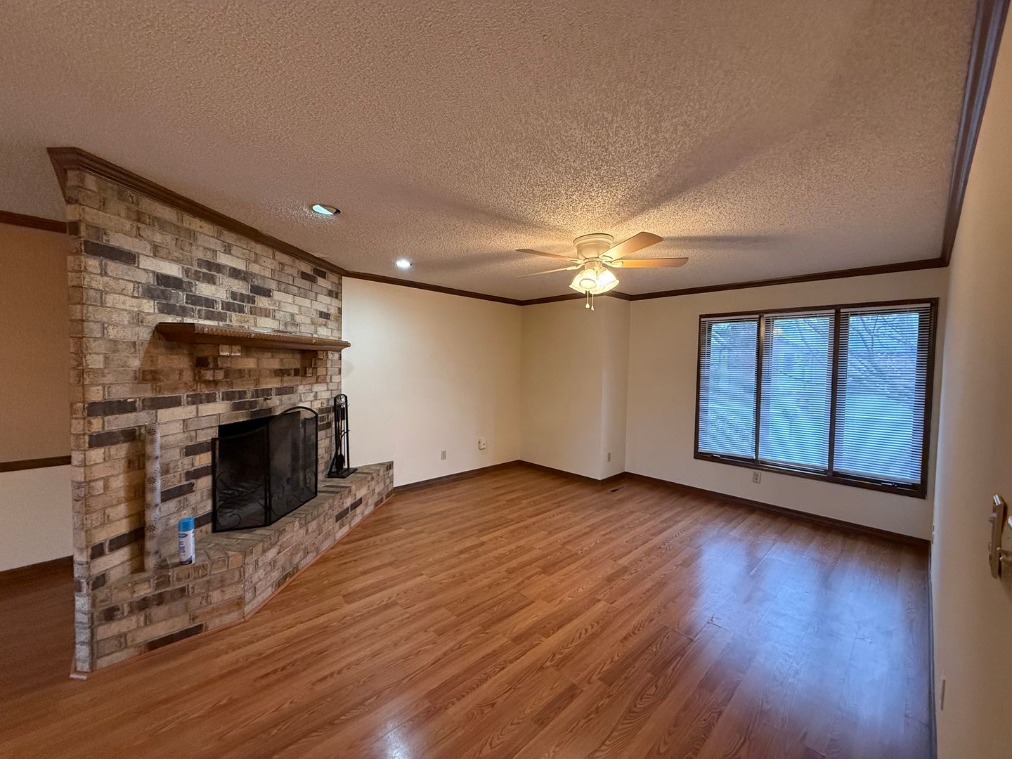 1701 E Lark St, Springfield, MO 65804 - Photo 2