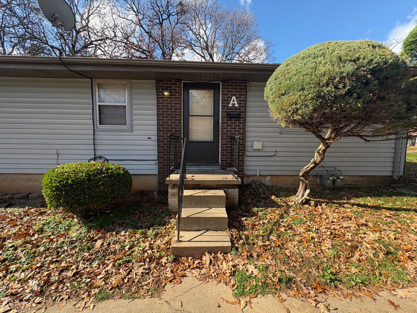 2002-A E Monroe, Springfield, MO 65802