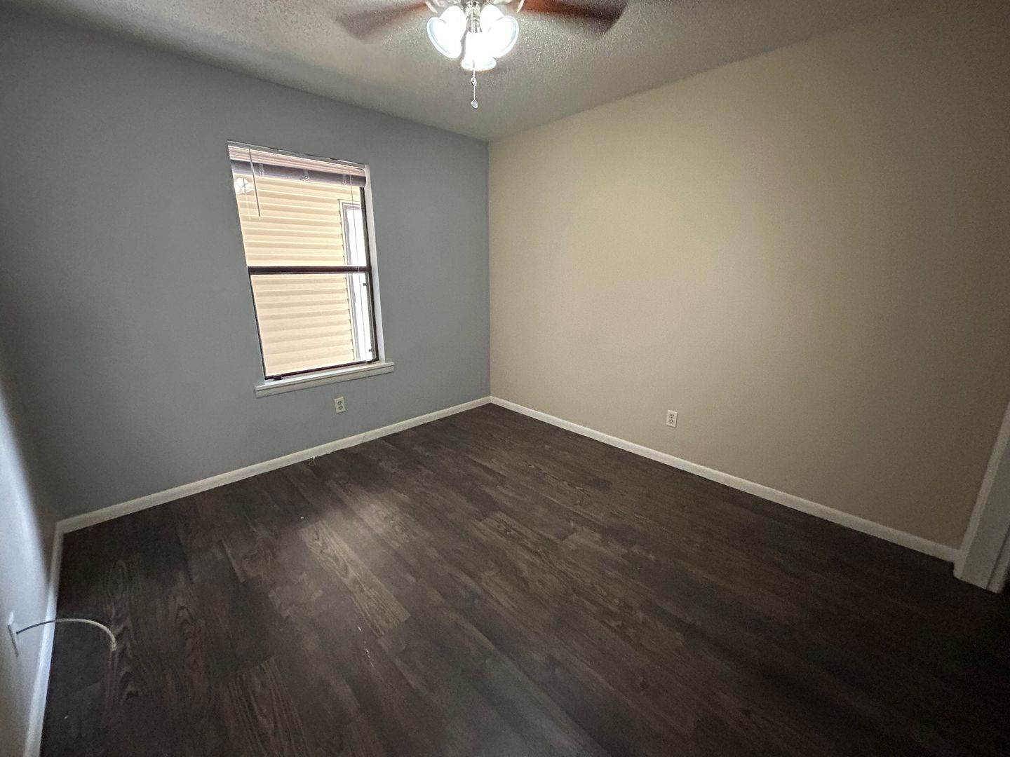 ALL UTILITIES INCLUDED - Photo 6