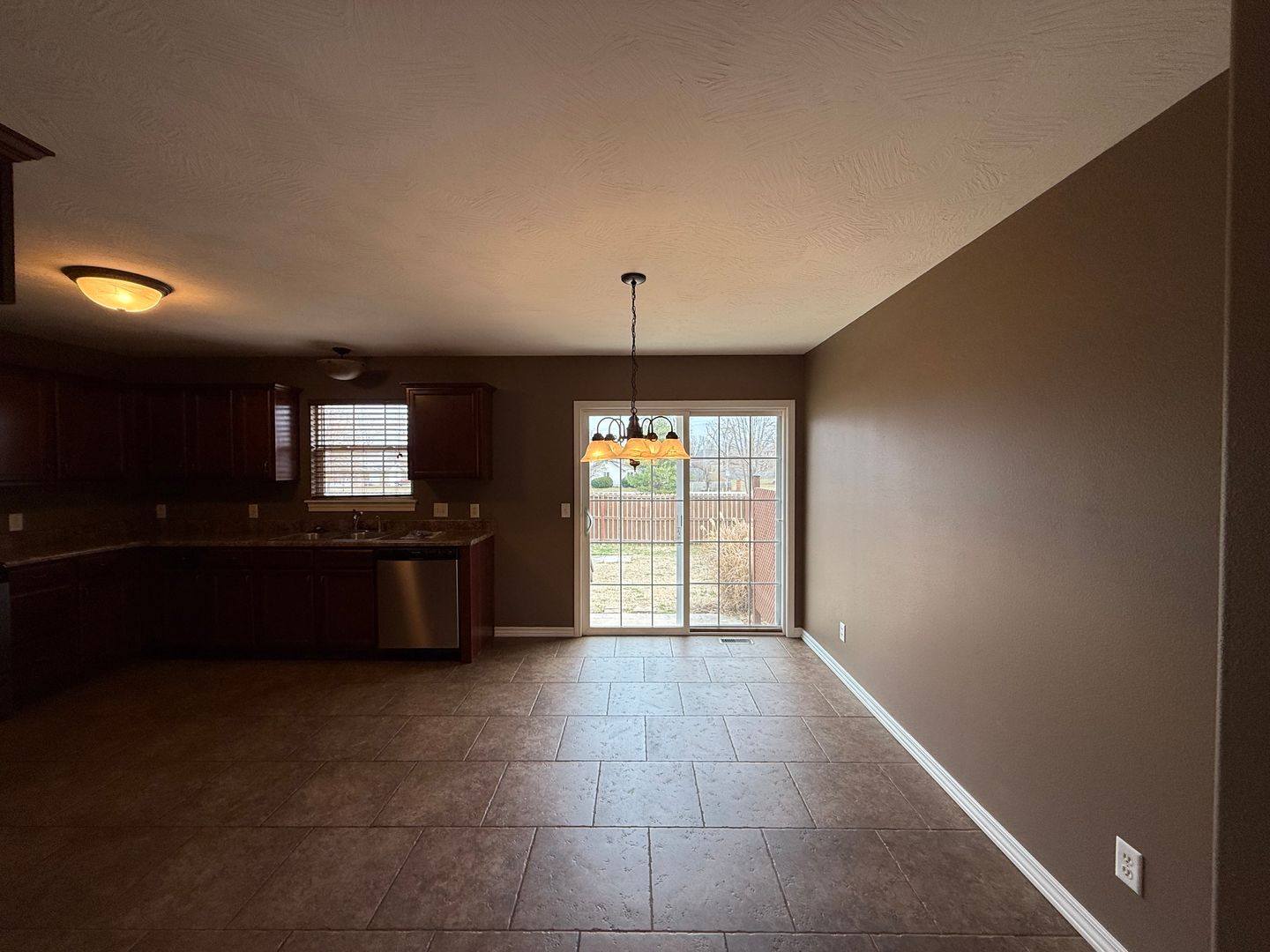 1124 S Venice Ave, Republic, MO 65738 - Photo 4