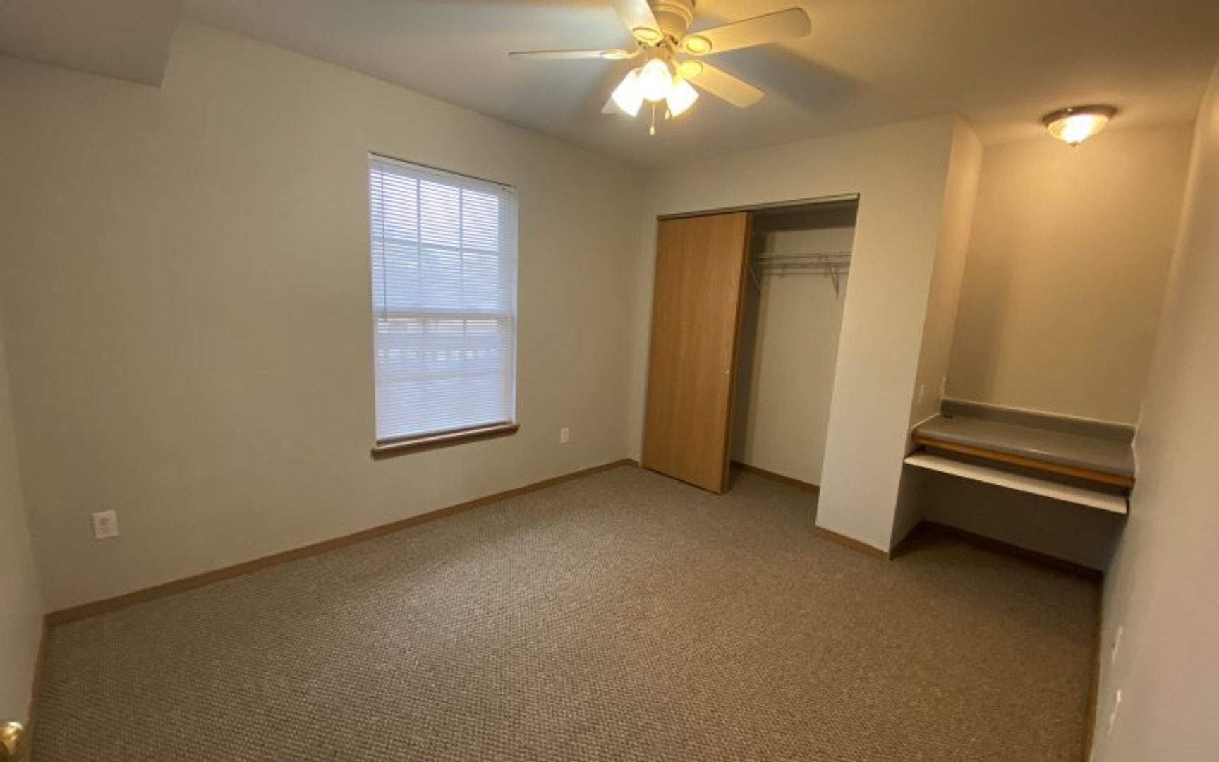 ALL UTILITIES INCLUDED - Photo 11