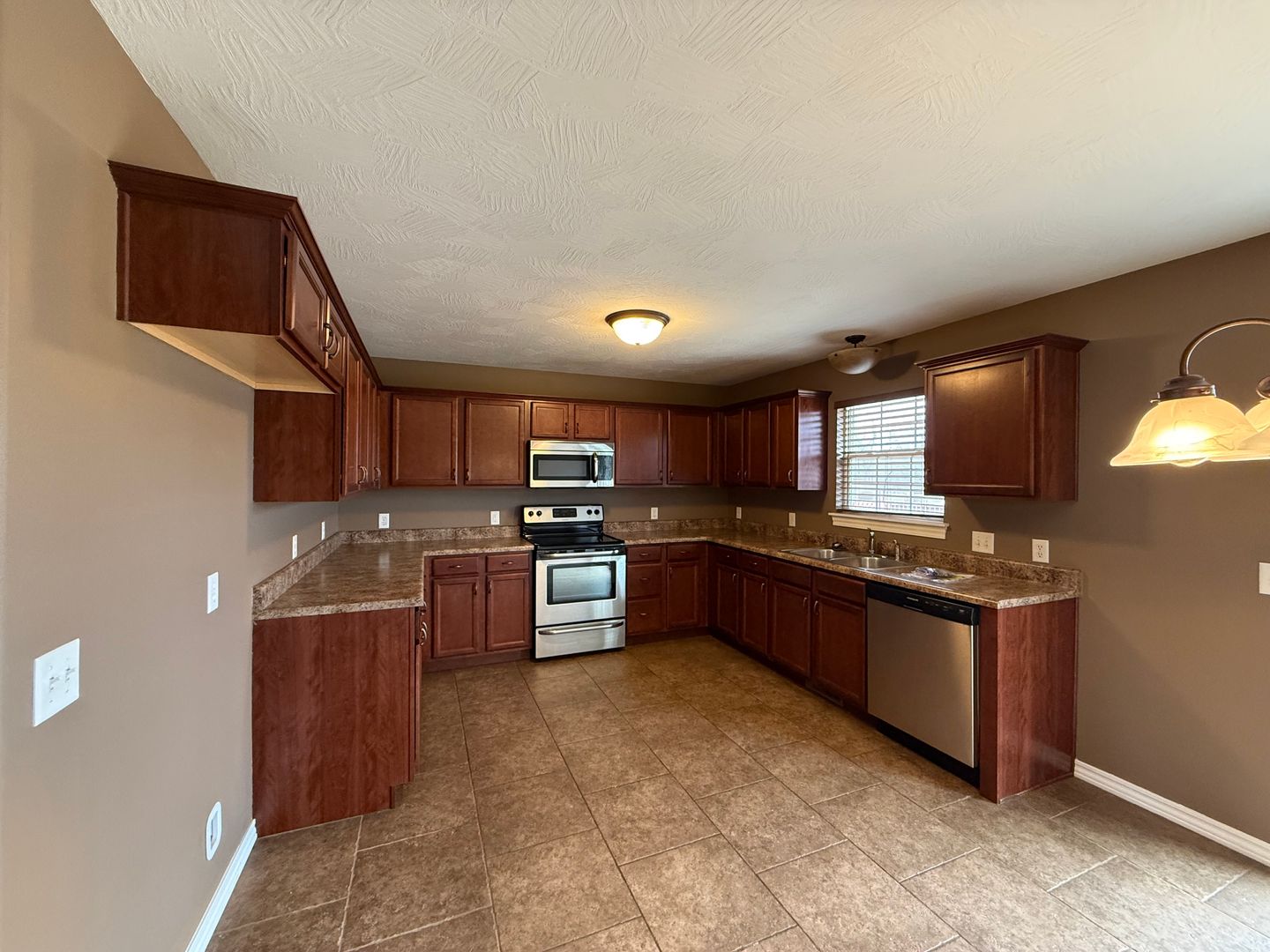 1124 S Venice Ave, Republic, MO 65738 - Photo 5