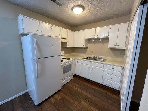 510 W. Scott, Apt #5, Springfield, MO 65802