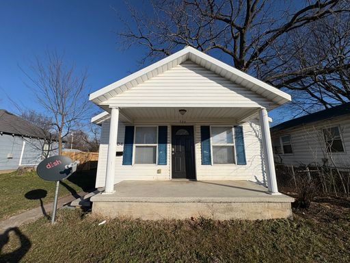 704 N Kansas Expy – photo 1
