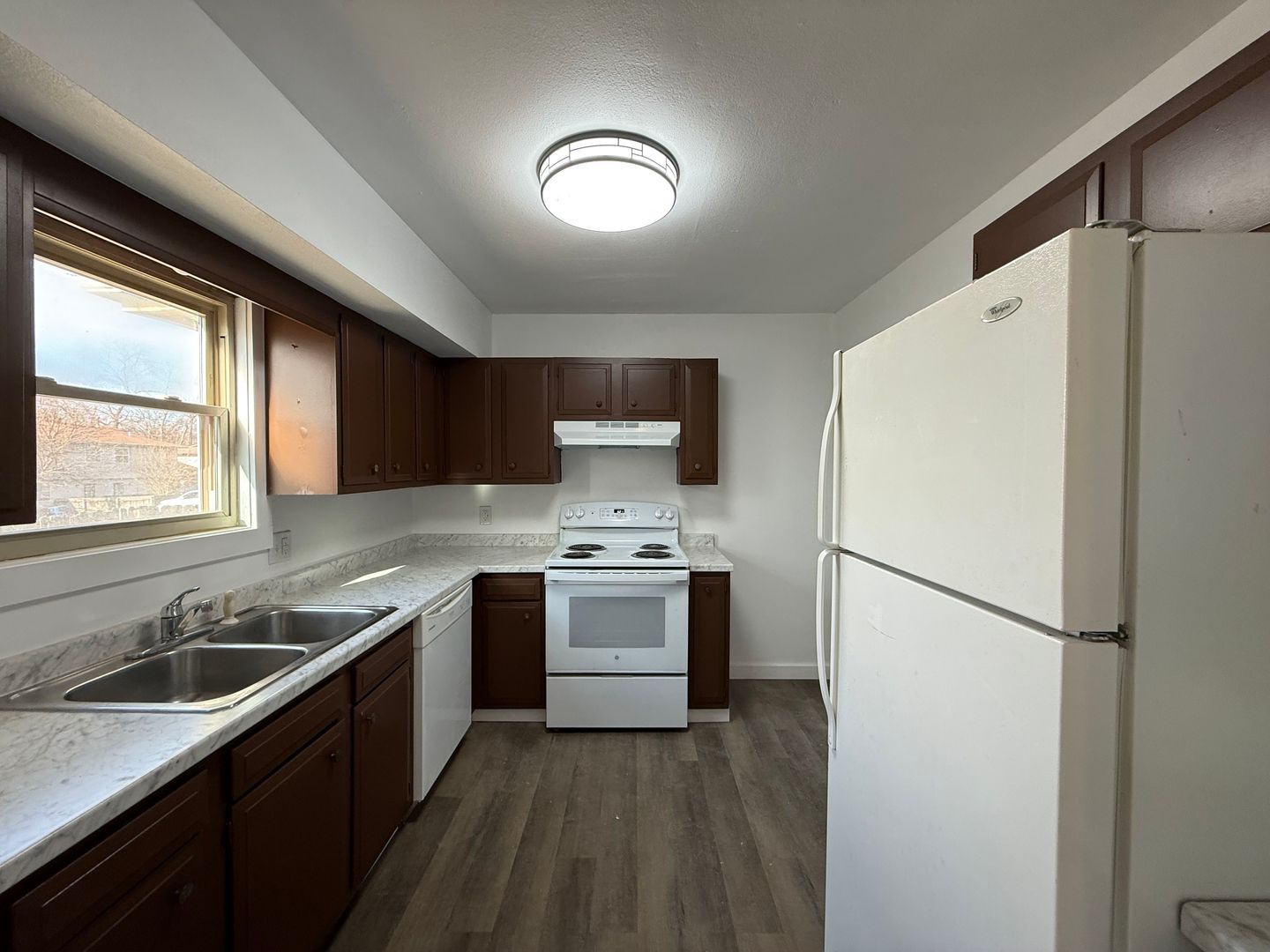 3409 S Fairway Ave, Springfield, MO 65804 - Photo 4