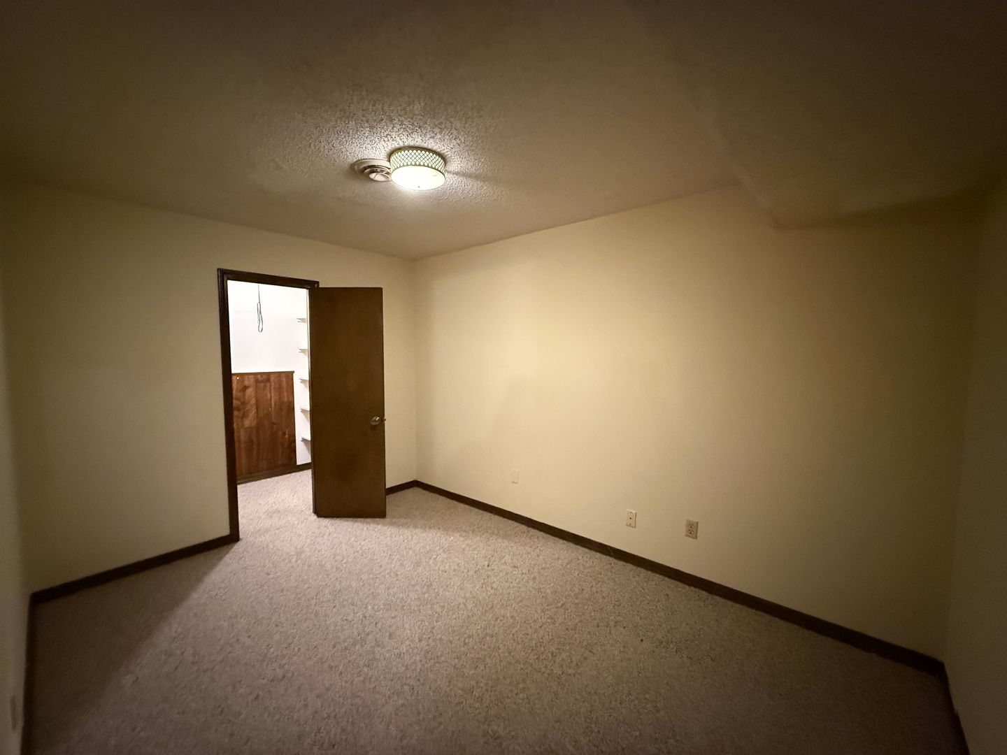 1701 E Lark St, Springfield, MO 65804 - Photo 16