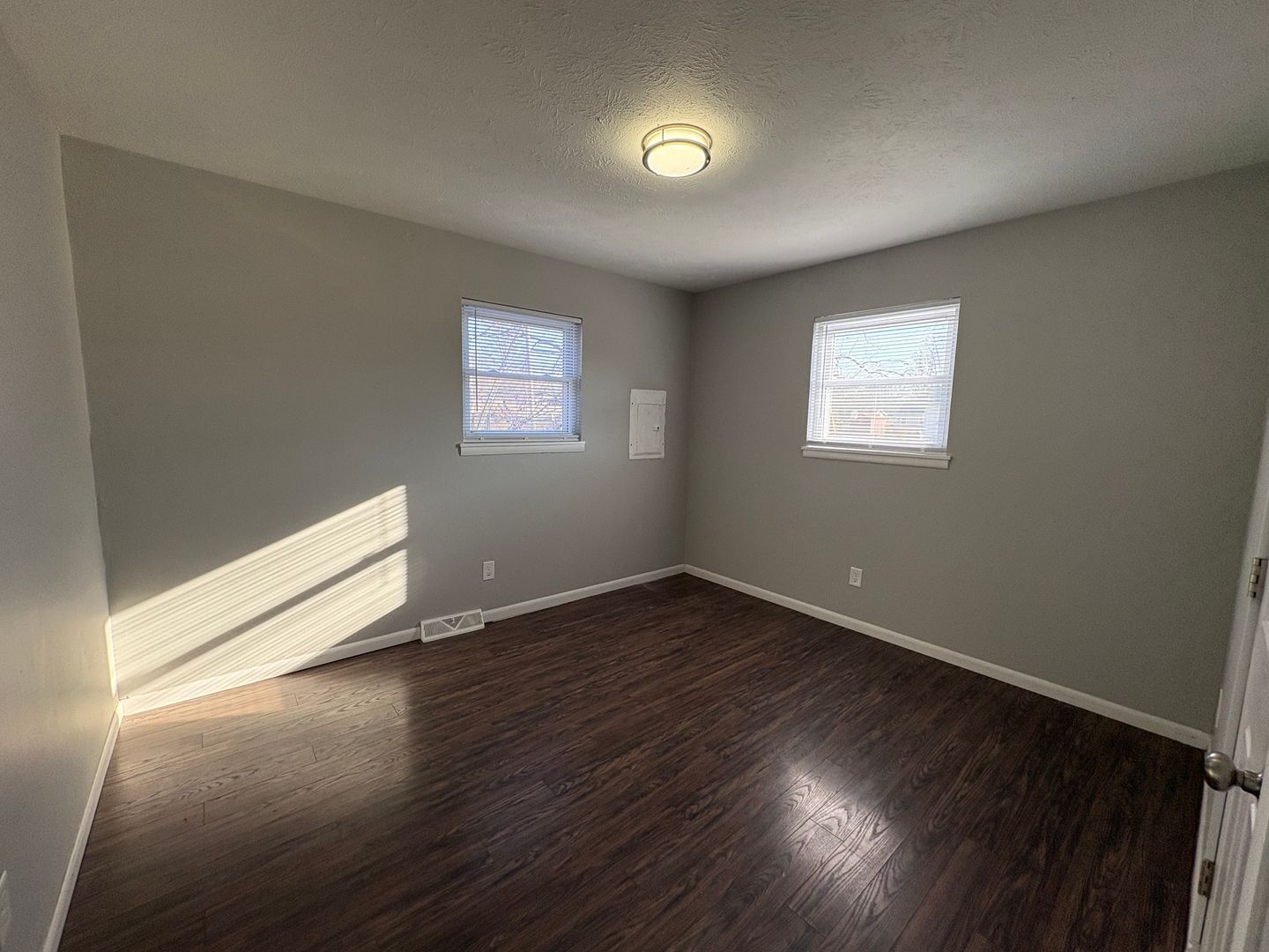 1164 S Hillcrest Ave, Springfield, MO 65802 - Photo 5