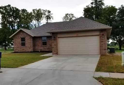 4587 W Brownstone, Springfield, MO 65807