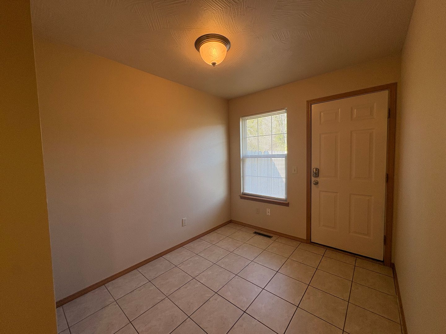 1910 S Farm Road 123, Springfield, MO 65807 - Photo 5