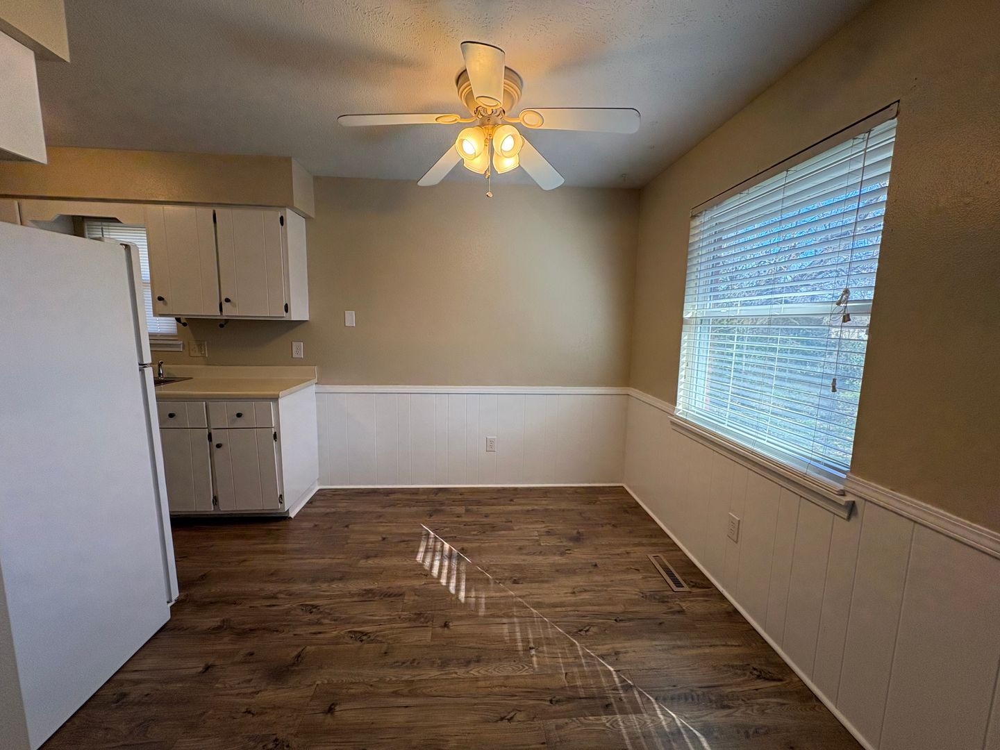 522 E Ottowa Court, Springfield, MO 65807 - Photo 3