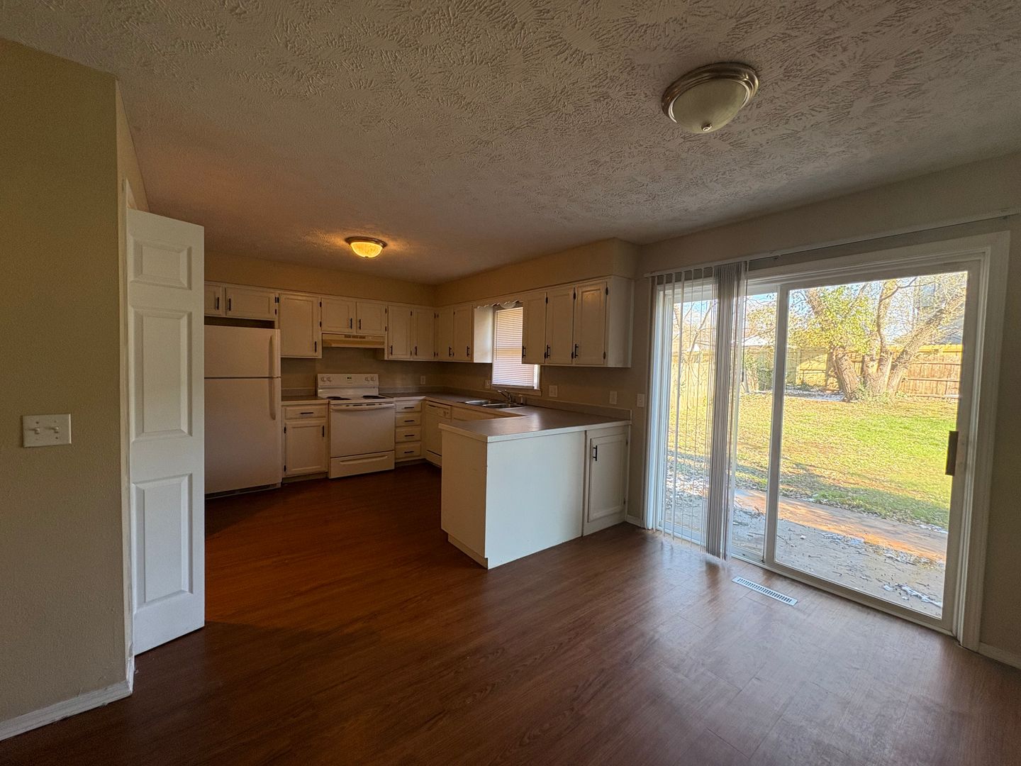 936 S Main, Springfield, MO 65806 - Photo 3