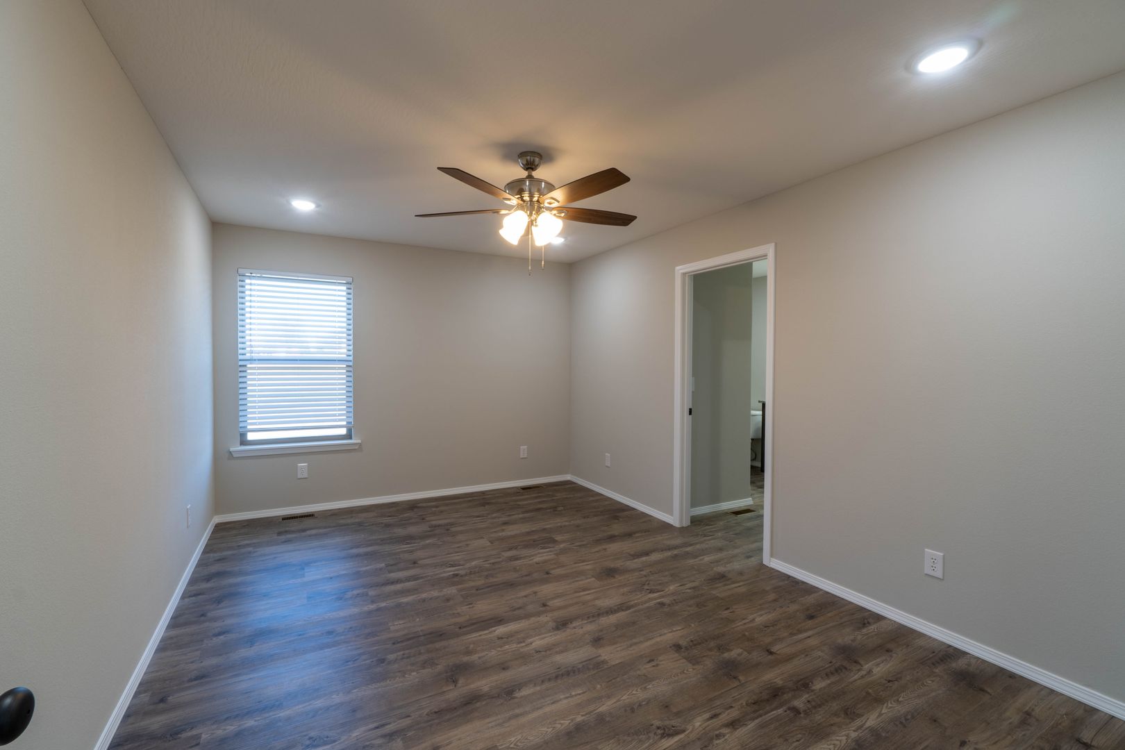 1805 S 15th Ave, Ozark, MO 65721 - Photo 4