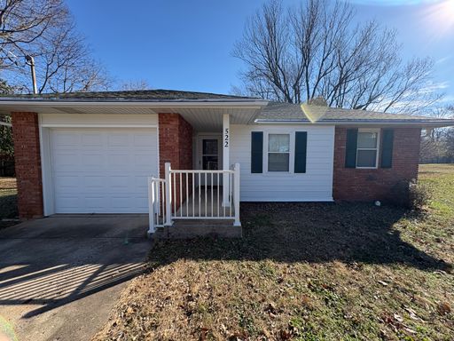 522 E Ottowa Court, Springfield, MO 65807
