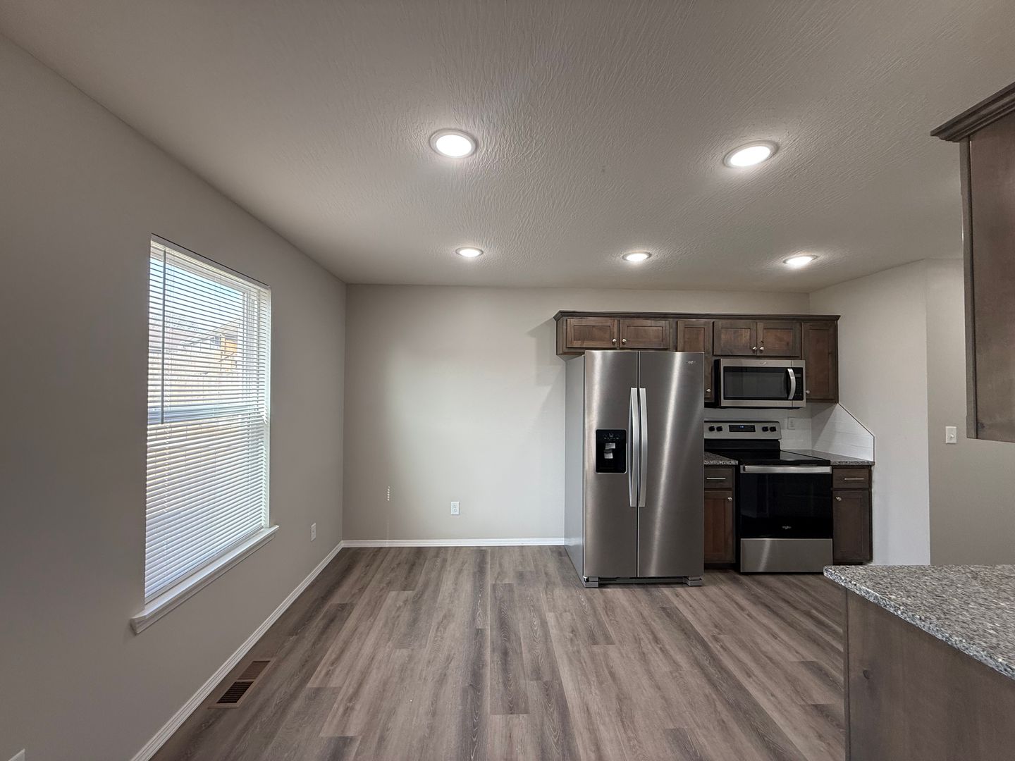 822 E Watermill Cir, Ozark, MO 65721 - Photo 4