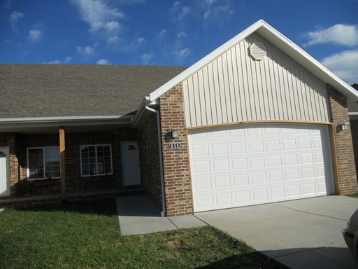 650 S Rilynn, Republic, MO 65738