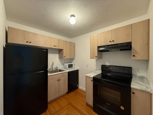 3342 E Linwood St, Unit 6 – photo 1