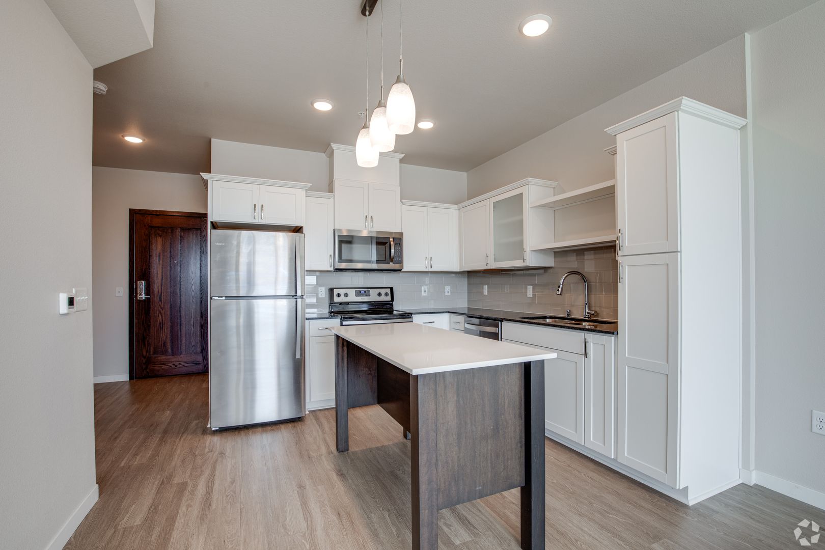 Eagan Apartment: 3485 Promenade Avenue
