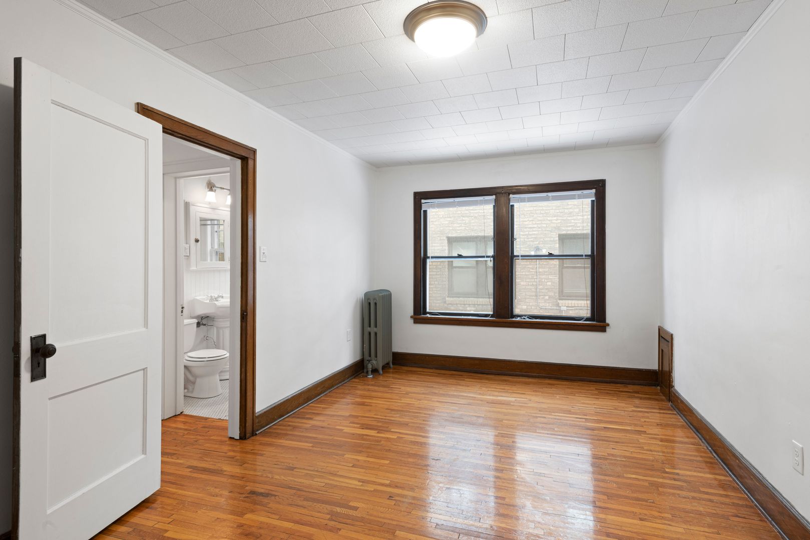 St. Paul Apartment: 1311 Grand Ave