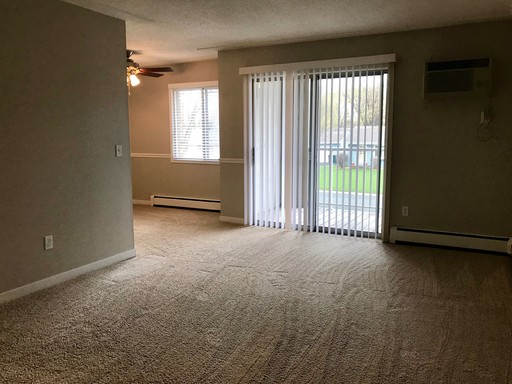 Top-floor, 1-bedroom with private balcony available at Jade Lane Estates on August 1st!