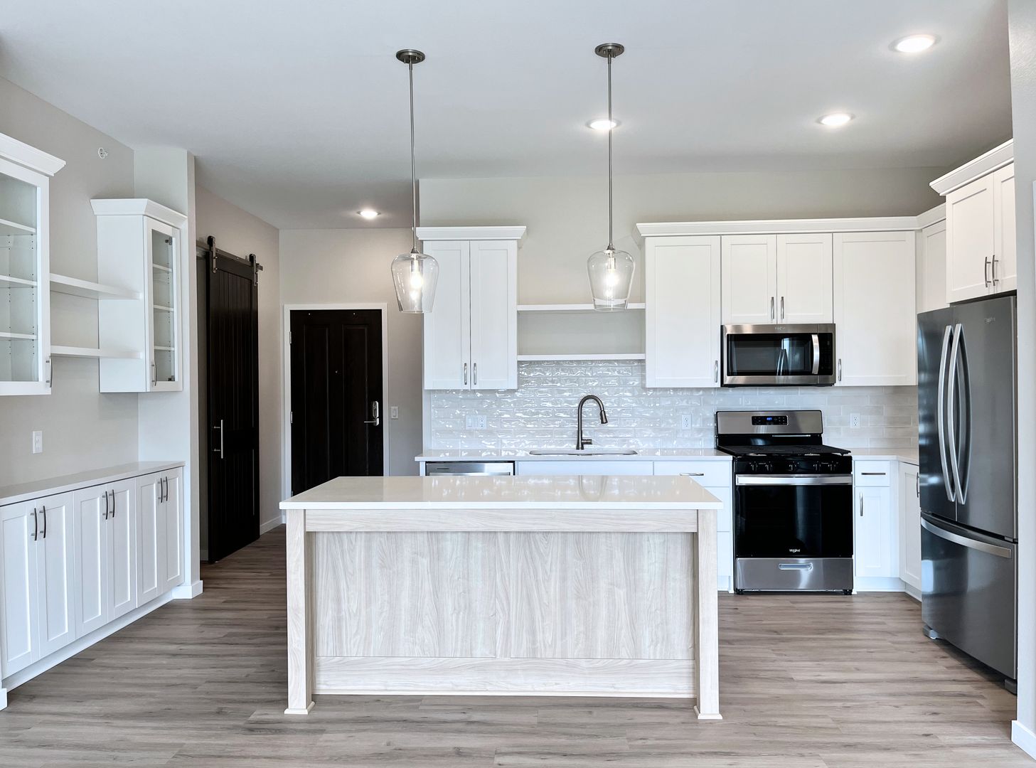 Mendota Heights Apartment: 765 South Plaza Drive
