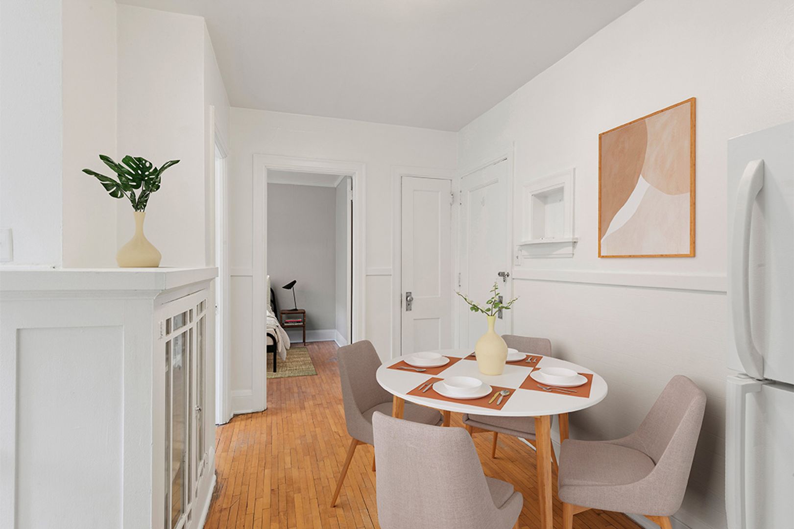 St. Paul Apartment: 1329 Grand Ave